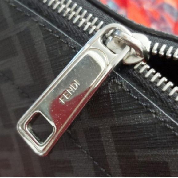 Fendi CLUTCH - Picture 5 of 16